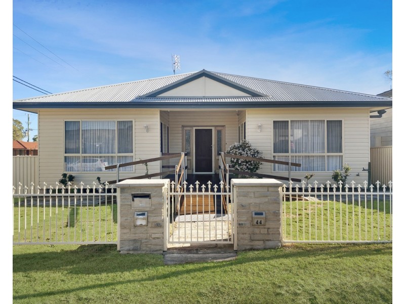 44 Laelana Avenue, Budgewoi NSW 2262