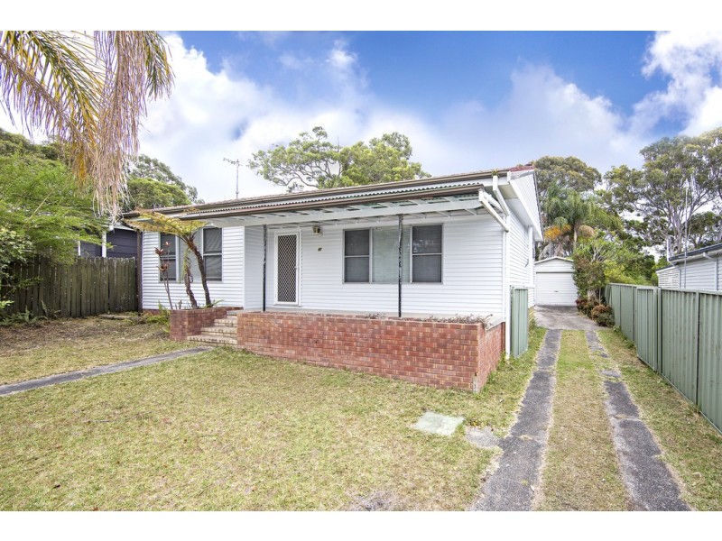 31 Kalani Street, Budgewoi NSW 2262