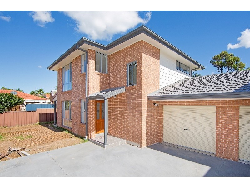 2/82 Goobarabah Avenue, Lake Haven NSW 2263