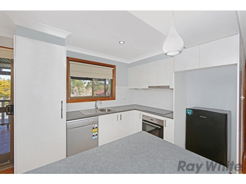 18 Laelana Avenue, Budgewoi NSW 2262