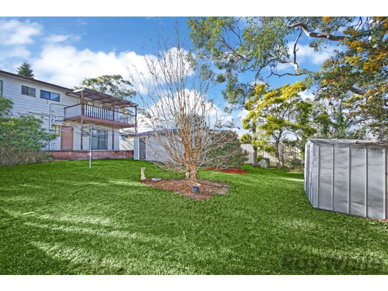 18 Laelana Avenue, Budgewoi NSW 2262