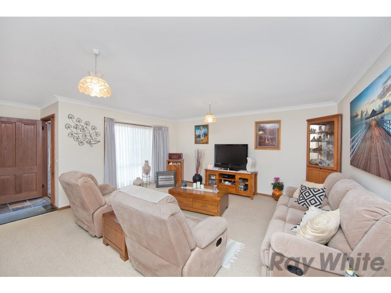 33 Kalele Avenue, Budgewoi NSW 2262