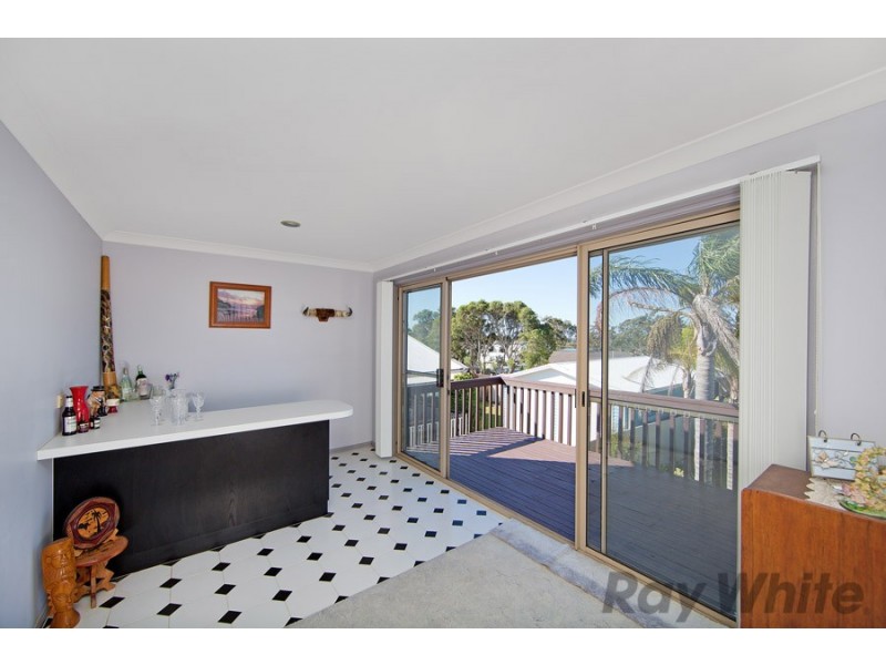 85 Laelana Ave, Budgewoi NSW 2262