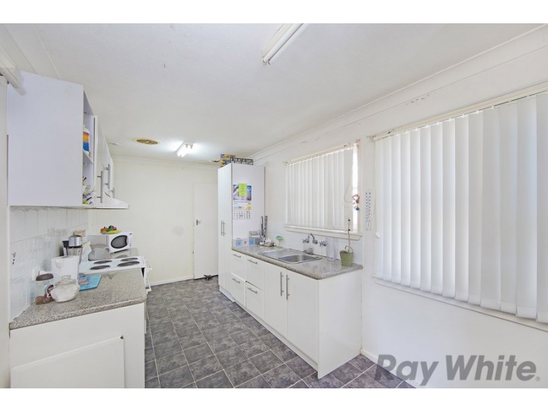 4 Brennon Rd, Gorokan NSW 2263