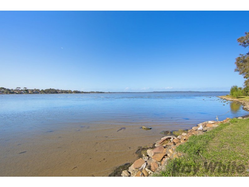 4 Brennon Rd, Gorokan NSW 2263