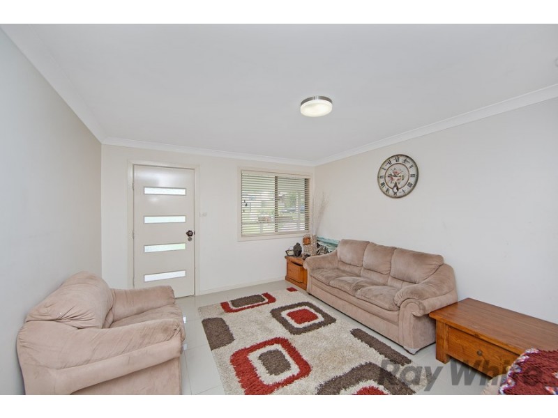 12 Coonanga Ave, Budgewoi NSW 2262