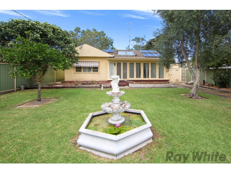 17 Weemala Street, Budgewoi NSW 2262