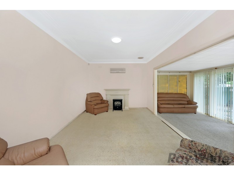 17 Weemala Street, Budgewoi NSW 2262