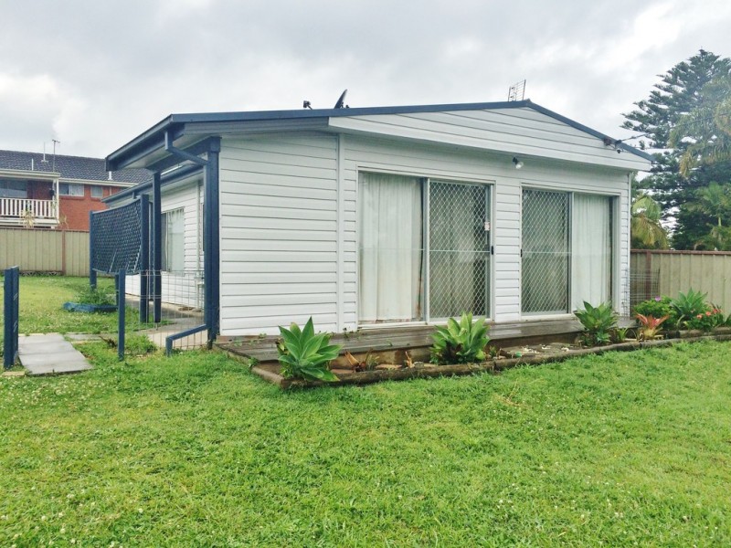 13 Coonanga Avenue, Budgewoi NSW 2262
