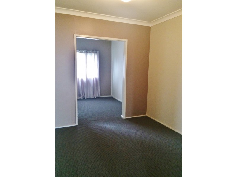 13 Coonanga Avenue, Budgewoi NSW 2262