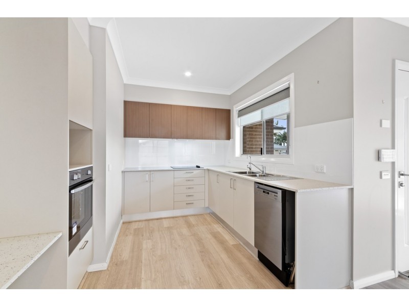 4/13 Skyline Street, Gorokan NSW 2263