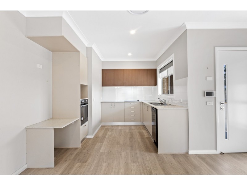 4/13 Skyline Street, Gorokan NSW 2263