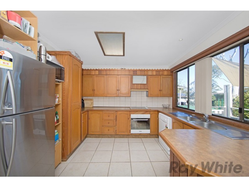 14 Coonanga Avenue, Budgewoi NSW 2262