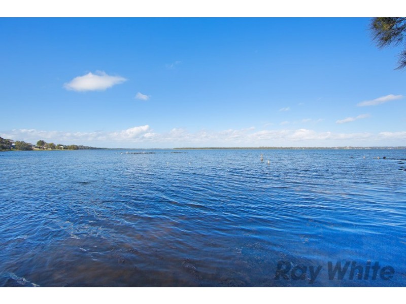 74 Buff Point Avenue, Buff Point NSW 2262