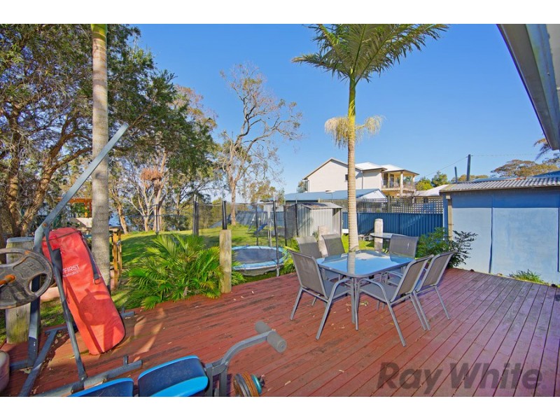 74 Buff Point Avenue, Buff Point NSW 2262