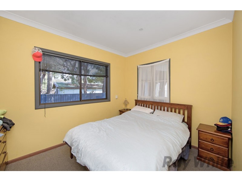 74 Buff Point Avenue, Buff Point NSW 2262
