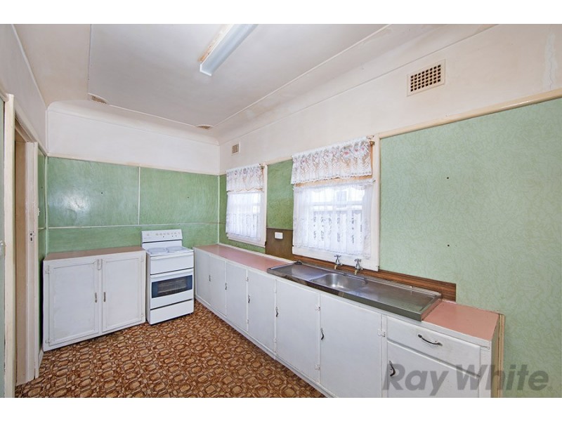 89 Tuggerawong Road, Wyongah NSW 2259