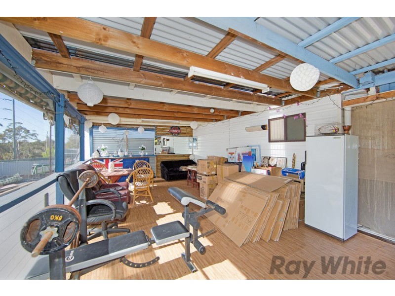 16 Deakin Avenue, Lake Munmorah NSW 2259