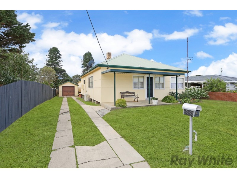 18 Boomerang Street, Budgewoi NSW 2262