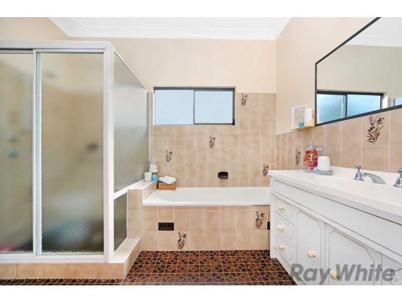 18 Boomerang Street, Budgewoi NSW 2262