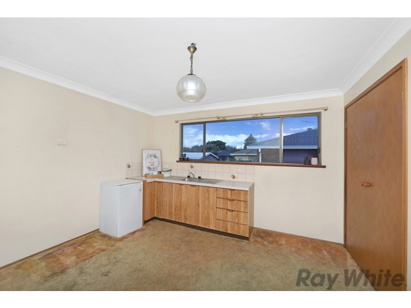 18 Boomerang Street, Budgewoi NSW 2262