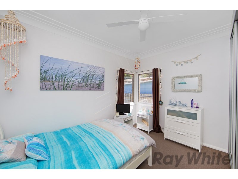 11 Boomerang Street, Budgewoi NSW 2262