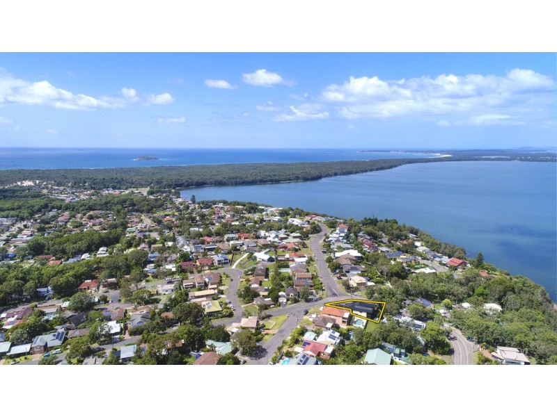 94 Terence Avenue, Lake Munmorah NSW 2259