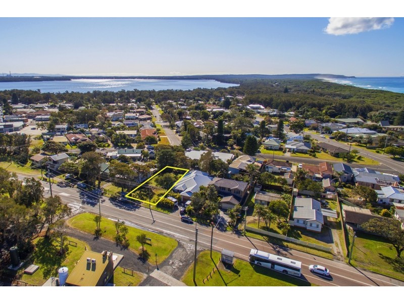 157 Budgewoi Road, Budgewoi NSW 2262