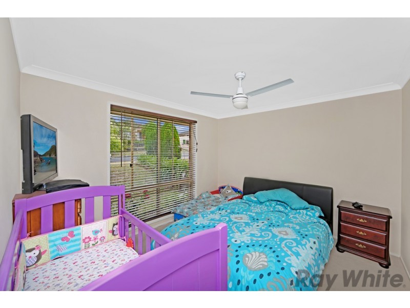 37 St Lawrence Avenue, Blue Haven NSW 2262
