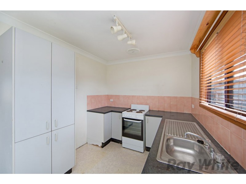 1 Wailele Avenue, Budgewoi NSW 2262