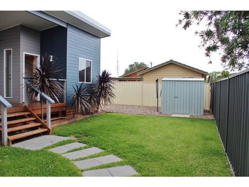 26a Goobarabah Avenue, Gorokan NSW 2263