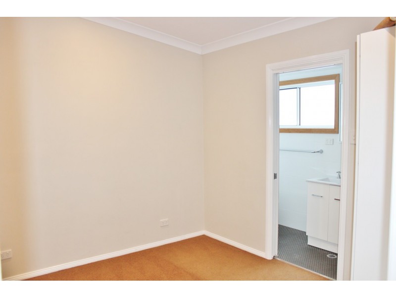 26a Goobarabah Avenue, Gorokan NSW 2263