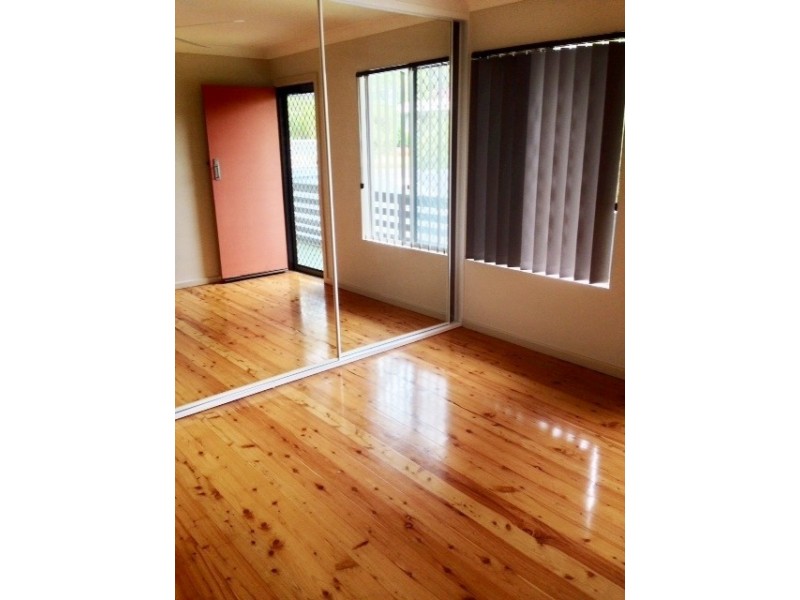 80 Leonard Avenue, Toukley NSW 2263