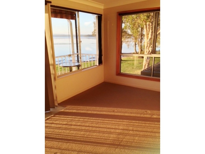 80 Leonard Avenue, Toukley NSW 2263