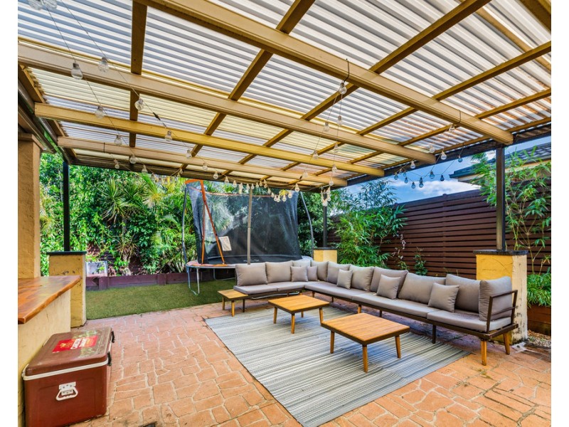 2 Cascades Road, Woongarrah NSW 2259