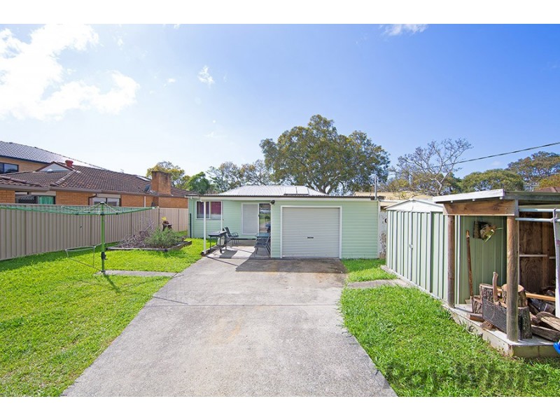 86 Buff Point Avenue, Buff Point NSW 2262