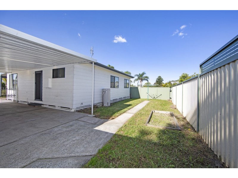 48 Wall Road, Gorokan NSW 2263