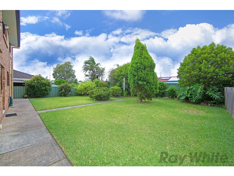 72 Natuna Avenue, Budgewoi NSW 2262