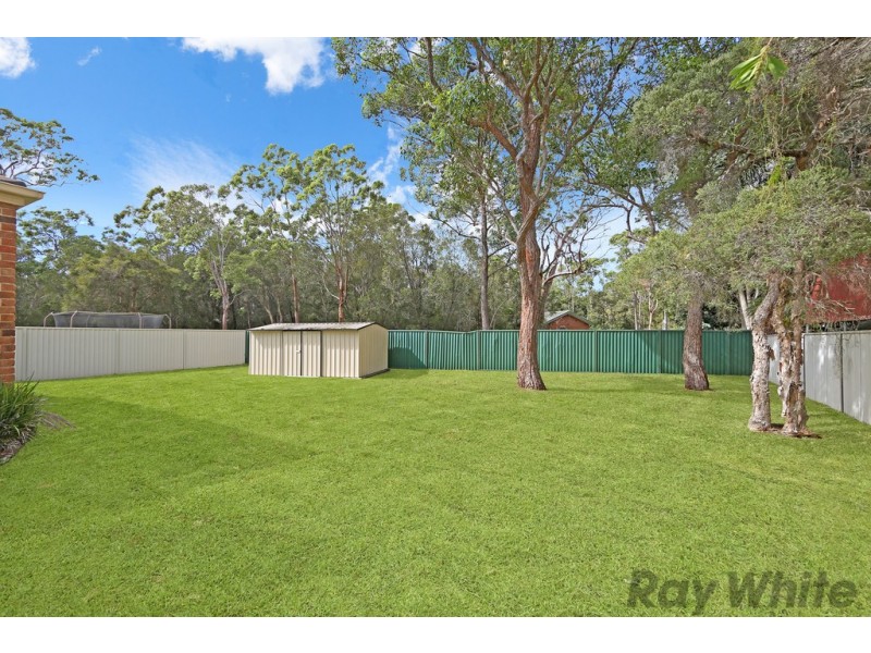 42 Pinehurst Way, Blue Haven NSW 2262