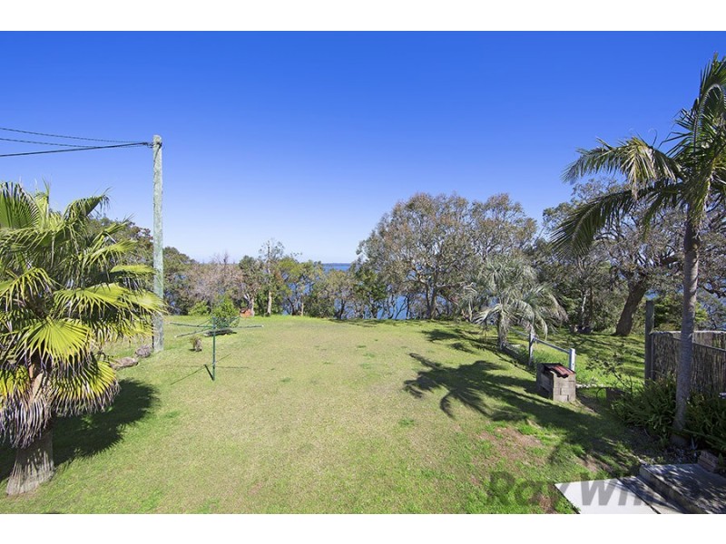 34 Terence Avenue, Lake Munmorah NSW 2259