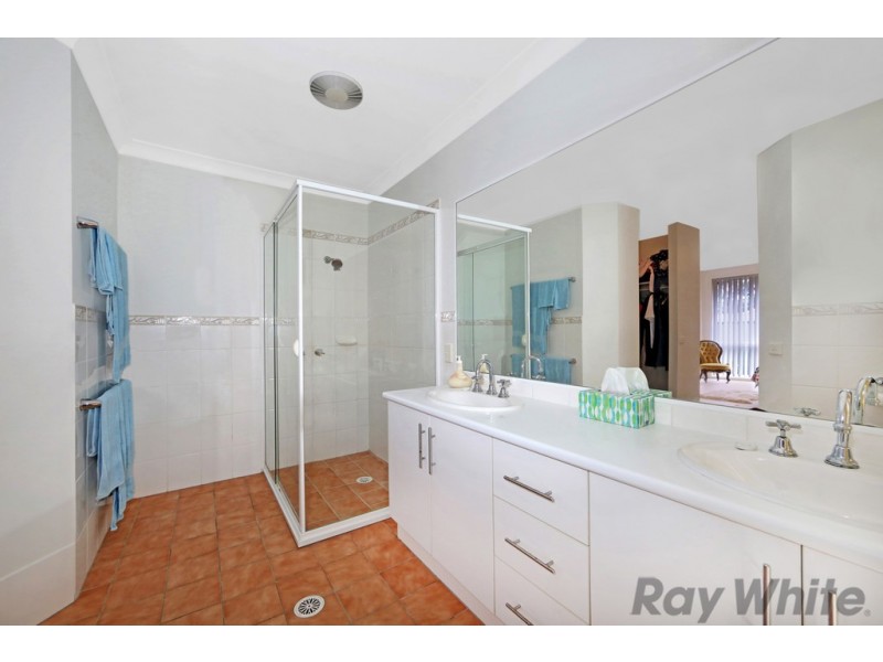 5 Mooball Road, Woongarrah NSW 2259