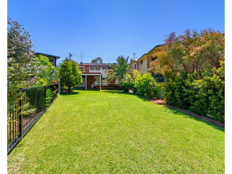 40 Woodland Parkway, Buff Point NSW 2262