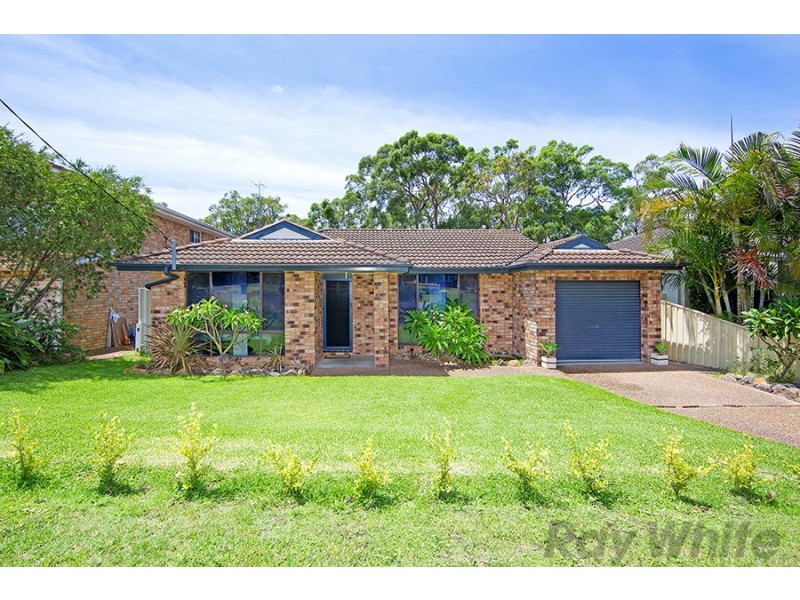 15 Huene Avenue, Budgewoi NSW 2262