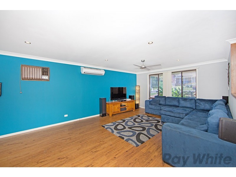 15 Huene Avenue, Budgewoi NSW 2262