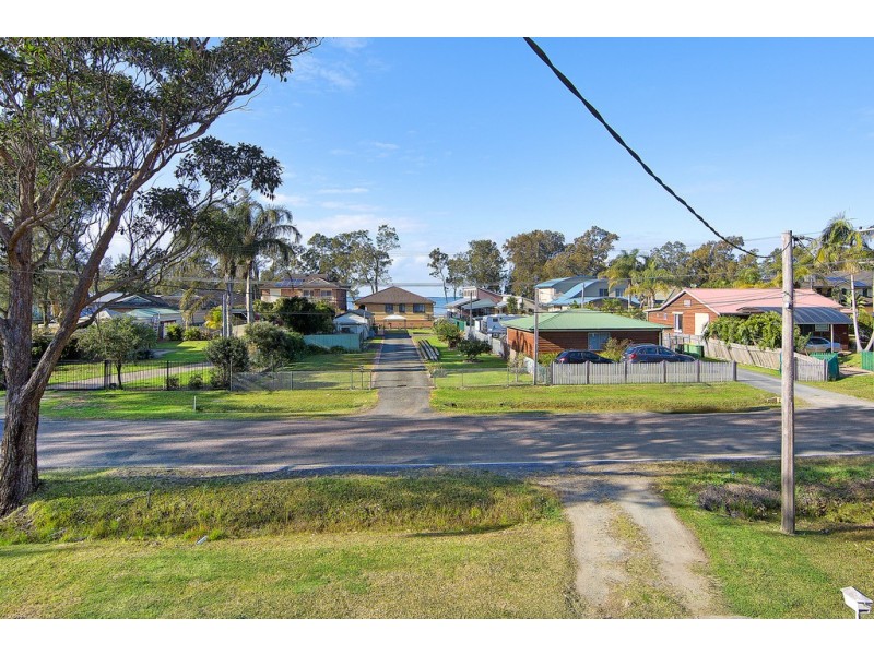 319 Tuggerawong Road, Tuggerawong NSW 2259