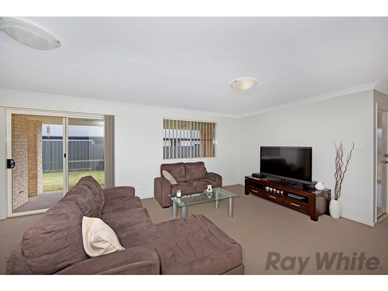 24 Drovers Way, Wadalba NSW 2259