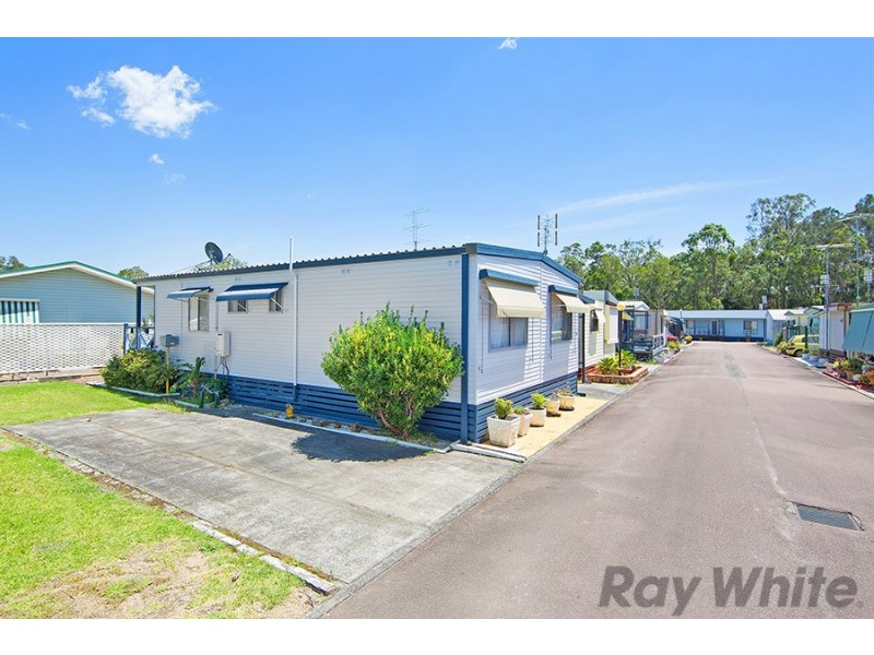 54/2 Mulloway Road, Chain Valley Bay NSW 2259