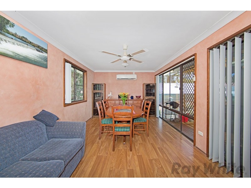 92 Elizabeth Bay Drive, Lake Munmorah NSW 2259