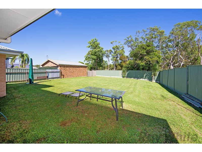 6 Kanimbla Avenue, Charmhaven NSW 2263