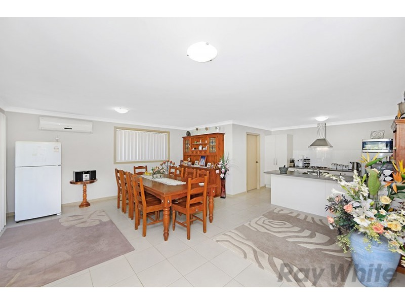 6 Kanimbla Avenue, Charmhaven NSW 2263
